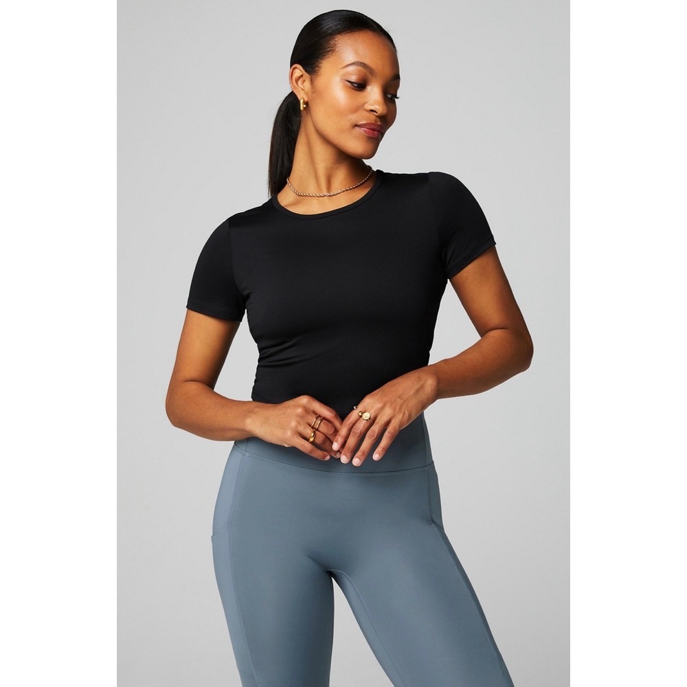 Fabletics Black Open Back Twist Crop Top Short Sleeve Performance Gym Shirt S